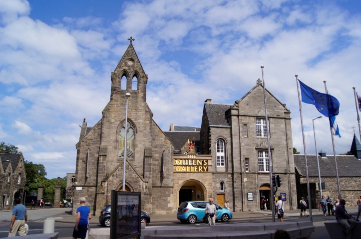 Edinburgh by 2 Hours